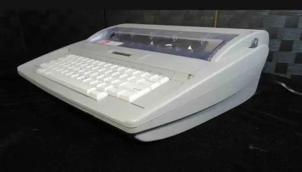 Brother SX-4000 Electric / Electronic Typewriter * CLEANED & TESTED