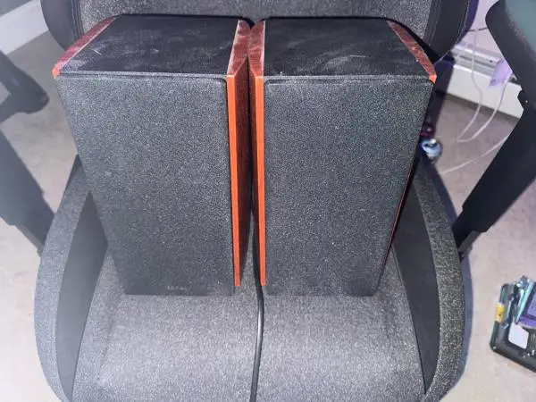 Edifier R2000DB