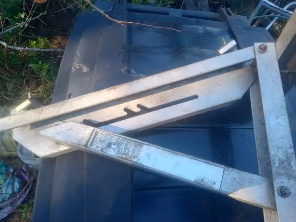 Werner ladder jacks