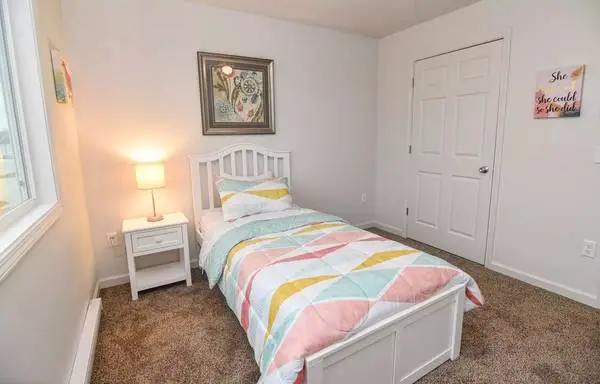 Ready to make a move? Our 3 BR, 1176 Sq Ft is calling.