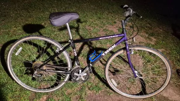 Trek MultiTrack 720 Hybrid Bicycle