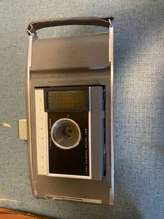 1960s Polaroid camera with box excellent