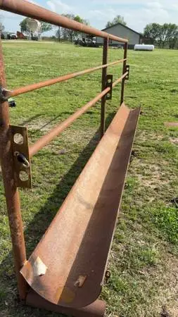 Bunk feeder