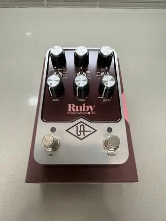 Universal Audio Ruby 63 Top Boost Amplifier Pedal