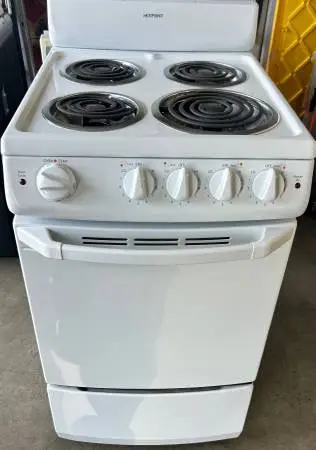 Used White Hot Point Electric Stove 20 Width