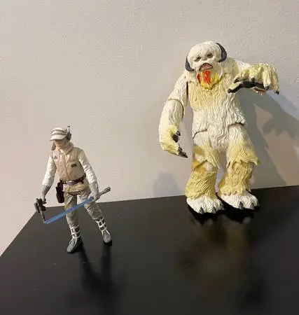 STAR WARS WAMPA WITH LUKE SKYWALKER HOTH) FORCE LINK 2.0
