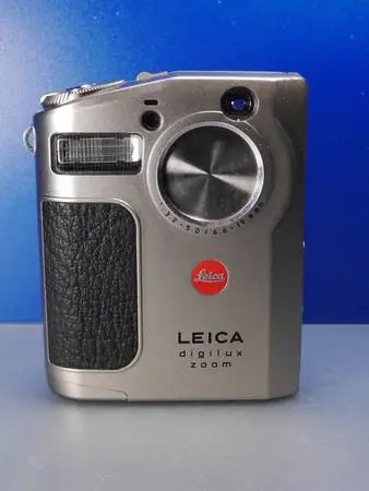 LEICA DIGILUX ZOOM Camera in Original Box with Accessories MINT