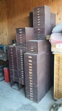 Watchmakers GS Crystal Cabinets - Aprox 20 Cabinets