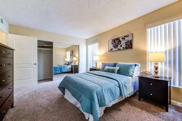 Magnificent luxury building. 1 bed, 1 ba, 772 sqft. Stop by today!
