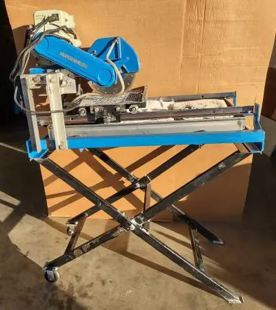Superior Brand Wet Tile Saw