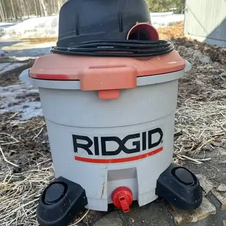 Rigid Brand 12 Gallon, 5 HP Wet-Vac, Shop-Vac. $38