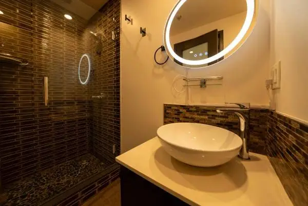 Call Today for DTLA Studios | Little Tokyo