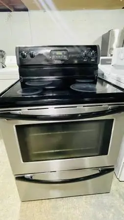Frigidaire Stove fair condition