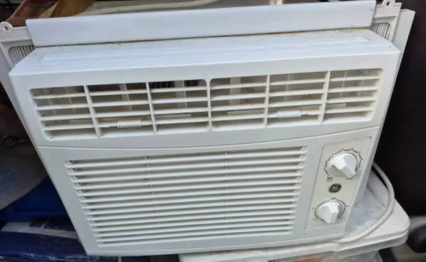 5000 BTU AIR CONDITIONER