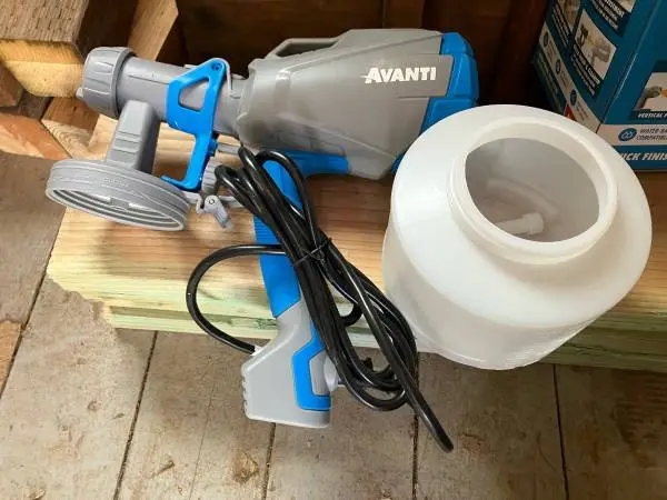 Paint sprayer