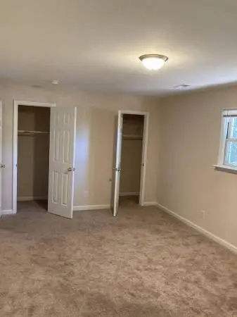 Cats and Dogs Welcome! We are Pet Friendly! 1 BD / 1 BA