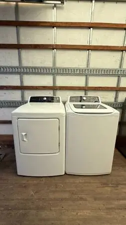 Fridgadare Washer & Dryer Set