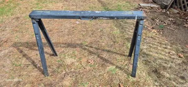 Collapsible Steel Sawhorse