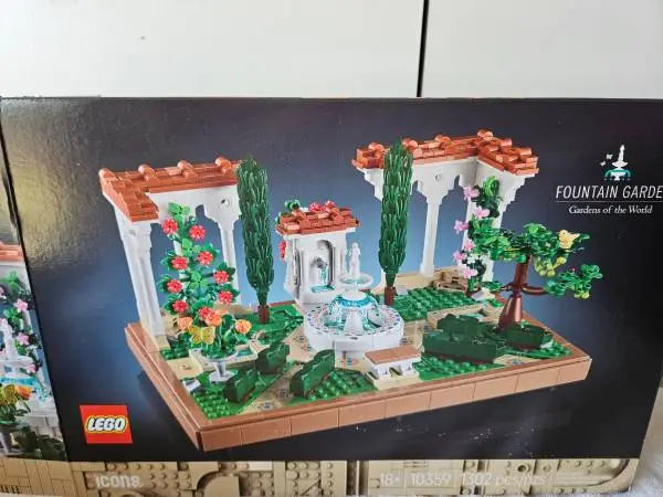 Legos Fountain Garden
