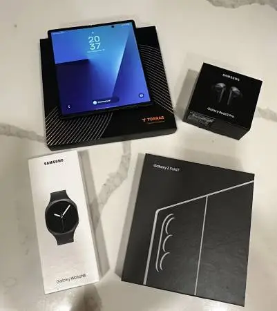 Samsung-Galaxy Z Fold7 512GB (Unlocked)-Jet Black Excellent condition