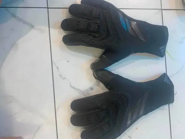 adidas Predator GL Pro Goalkeeper Soccer Gloves Black IQ4033 Mens