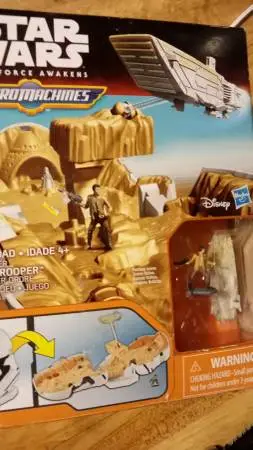 Micro Machines Star Wars The Force Awakens Storm Trooper head playset