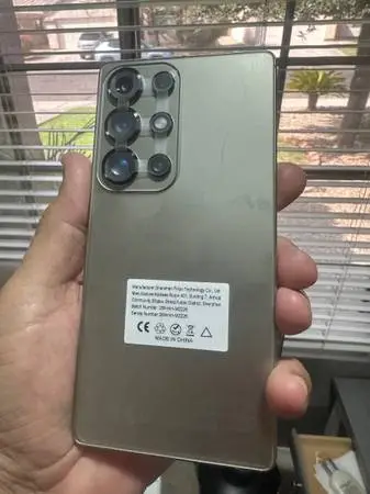 Like s26 ultra huge phone w stylus $159