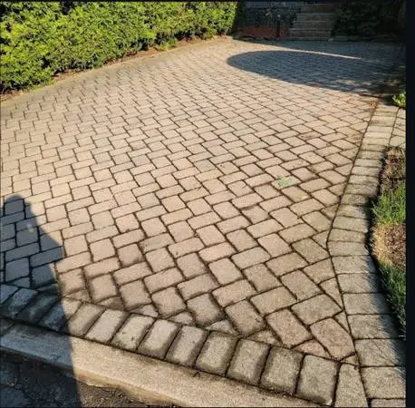 GUTTER CLEANING & POWER WASHING – AFFORDABLE • FAST • RELIABLE