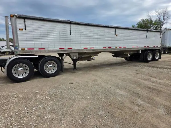 Timpte Grain Trailer