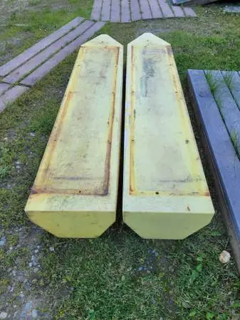 Gold dredge floats