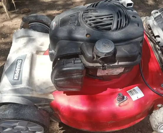 Snapper self propelled lawnmower