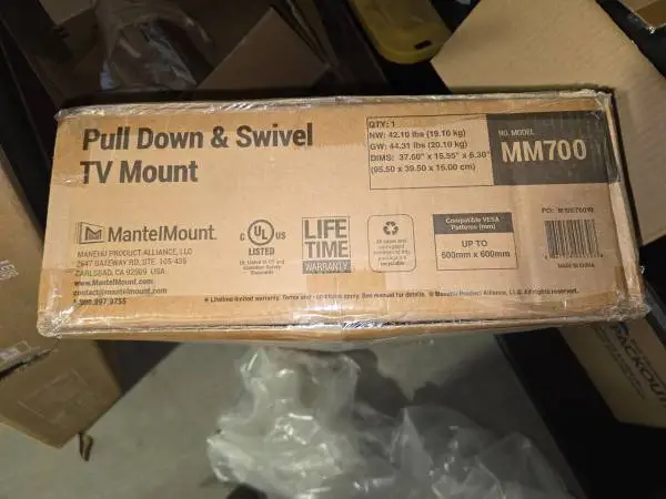 Pull Down and Swivel TV Mount