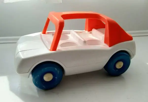Little Tikes White Family Car / Sedan