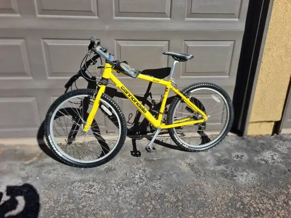 NICE Cannondale ALUMINUM F700 CAD 3 medium frame