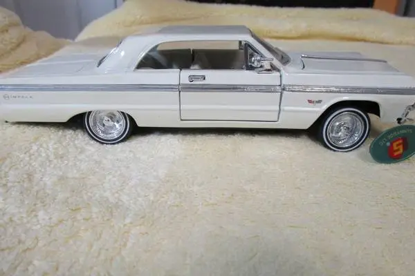1964 CHEVROLET IMPALA Sunnyside 1/24 Scale