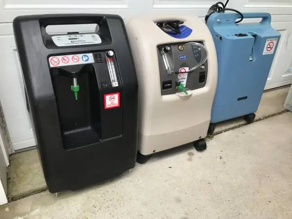 Concentrator oxygen like new reduced $600now $200. (Plus Portable