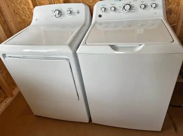 GE Washer and Dryer Set