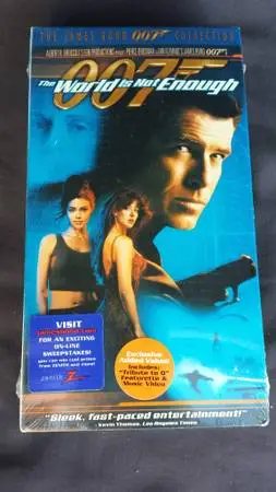 The World Is Not Enough 007 VHS Sealed James Bond Pierce Brosnan
