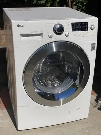 LG 24 Compact Washer 2.4 cu. ft.