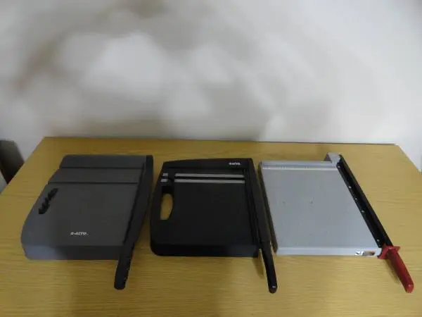 Paper Cutter/Trimmers