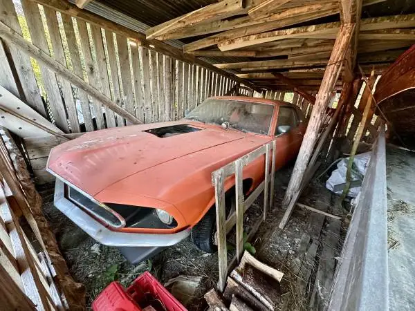 Looking to Buy Abandoned & Old Classic Cars — Mustangs Wanted!