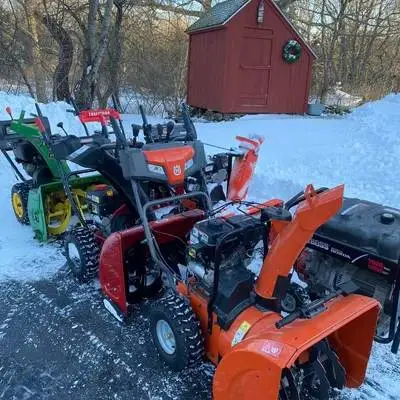 Looking for junk snowblowers tractors splitters equipment free removal