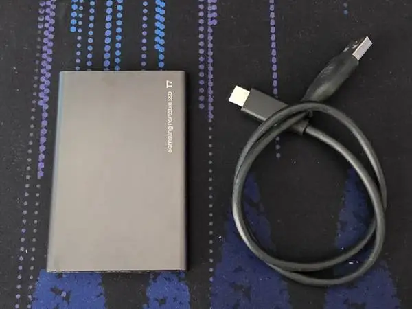 Samsung T7 2TB External USB 3.2 Gen 2 Portable SSD