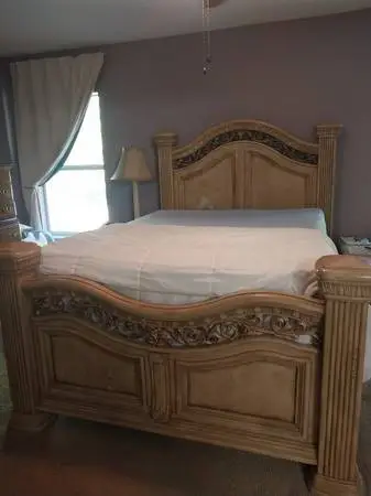 Queen Bed Frame - Sturdy & Heavy