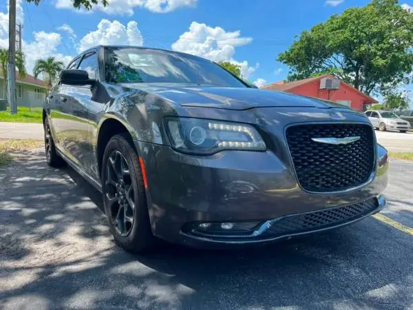 2019 CHRYSLER 300 300S EASY FINANCE CALL (954) 253-0629