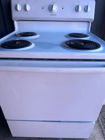 GE Hotpoint Stove