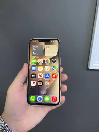 iPhone 13 unlocked pink