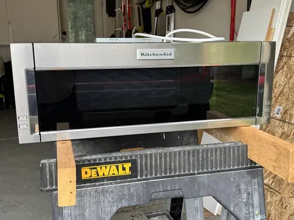 Microwave - Kitchen Aid Low Profile Microwave