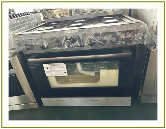Bosch 800 Series Freestanding Dual Fuel Convection Range Black