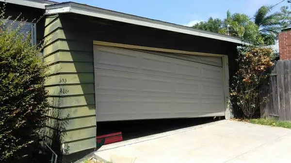 DISCOUNT GARAGE DOOR REPAIR & SERVICE TODAY!!! REPAIRS FOR YOUR DOORS
